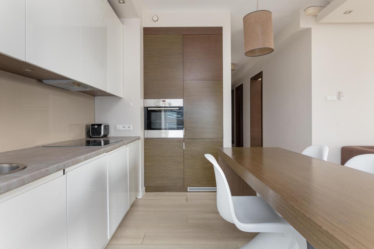 Grzybowska Platinum Apartment Tower A Varsovia Exterior foto