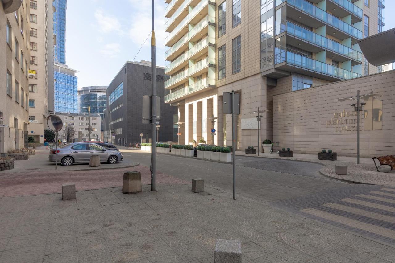 Grzybowska Platinum Apartment Tower A Varsovia Exterior foto